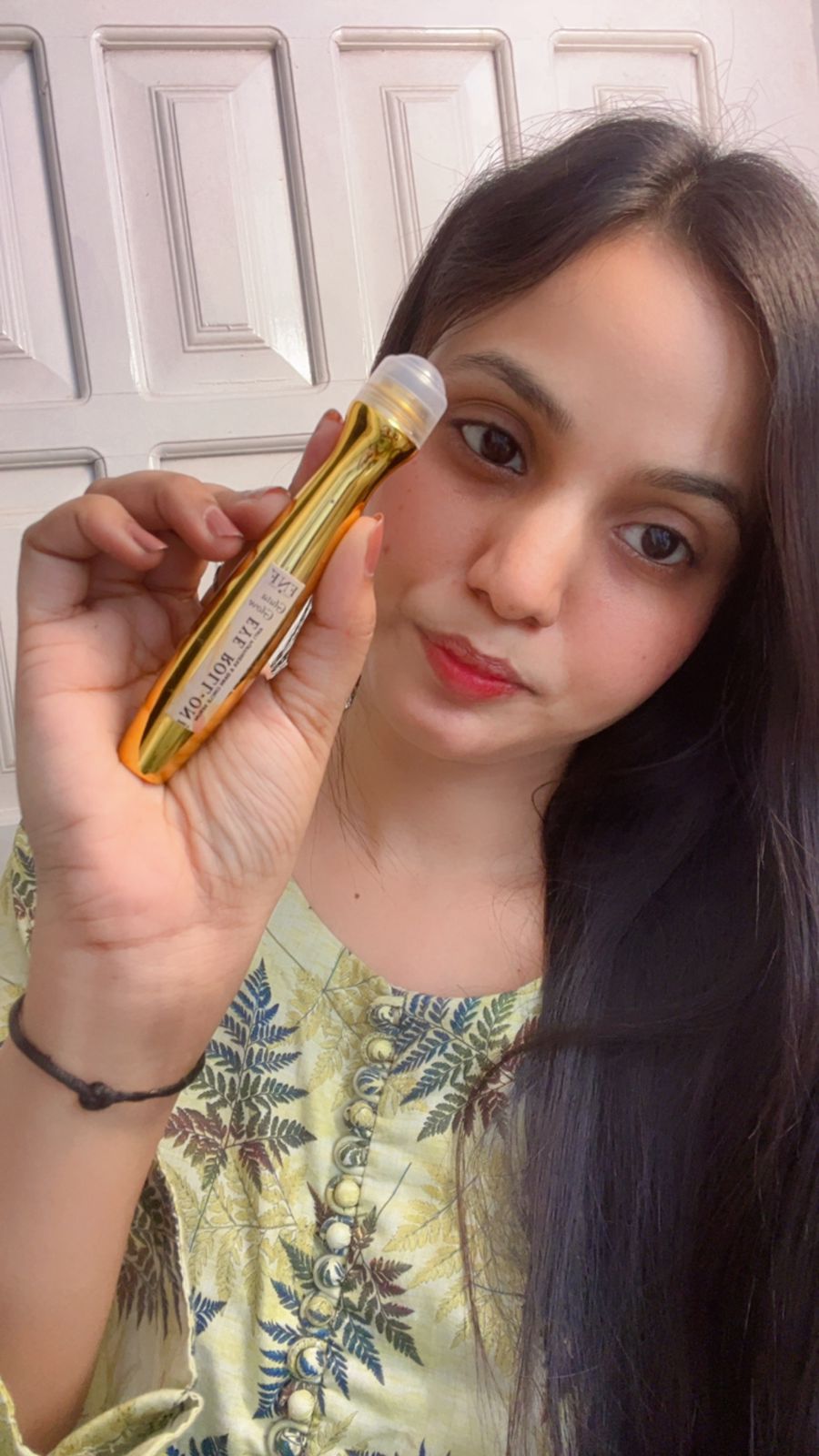 Eye Roll on (Dark Circles Remover Serum)